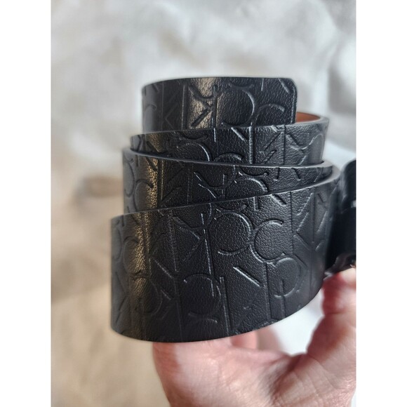 Calvin Klein Womens Black Embossed Logo Belt Silver Buckle Faux Leather Sz Small - Picture 6 of 15